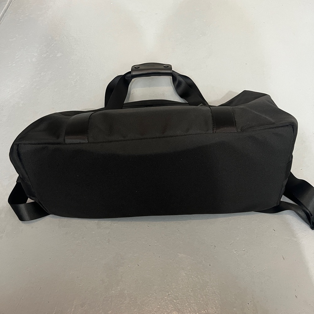 Tumi Alpha Corporate Weekender Travel Duffle Duffel Bag Nylon Black - Picture 8 of 15
